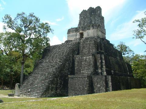 pyramid tikal